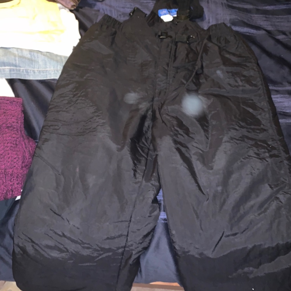 Snow pants/ overalls